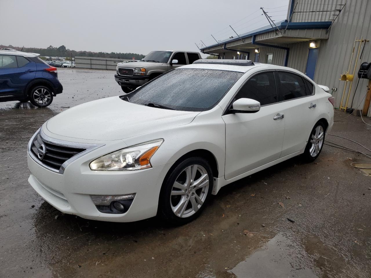 Nissan Altima 2013