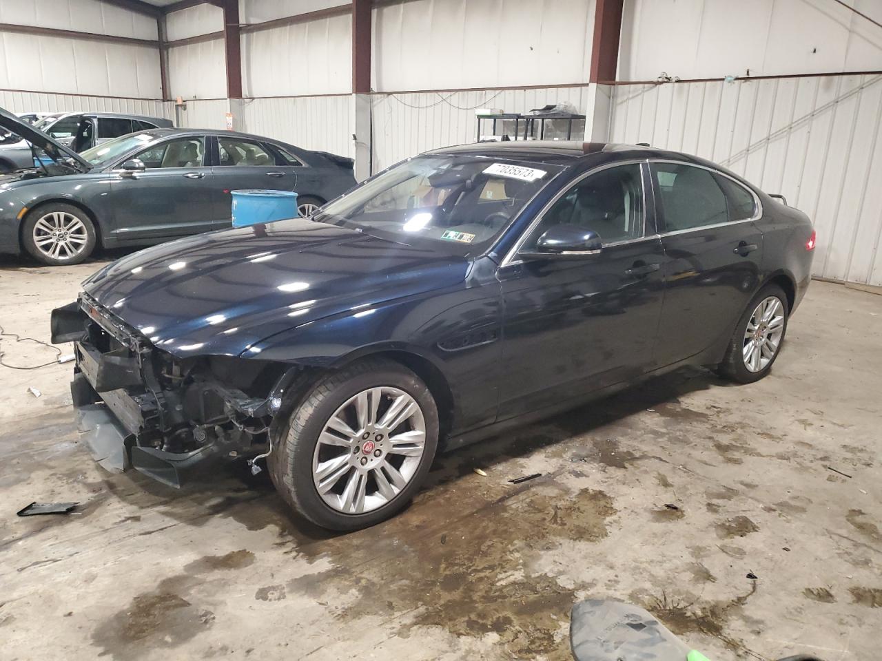 Jaguar Xf 2016