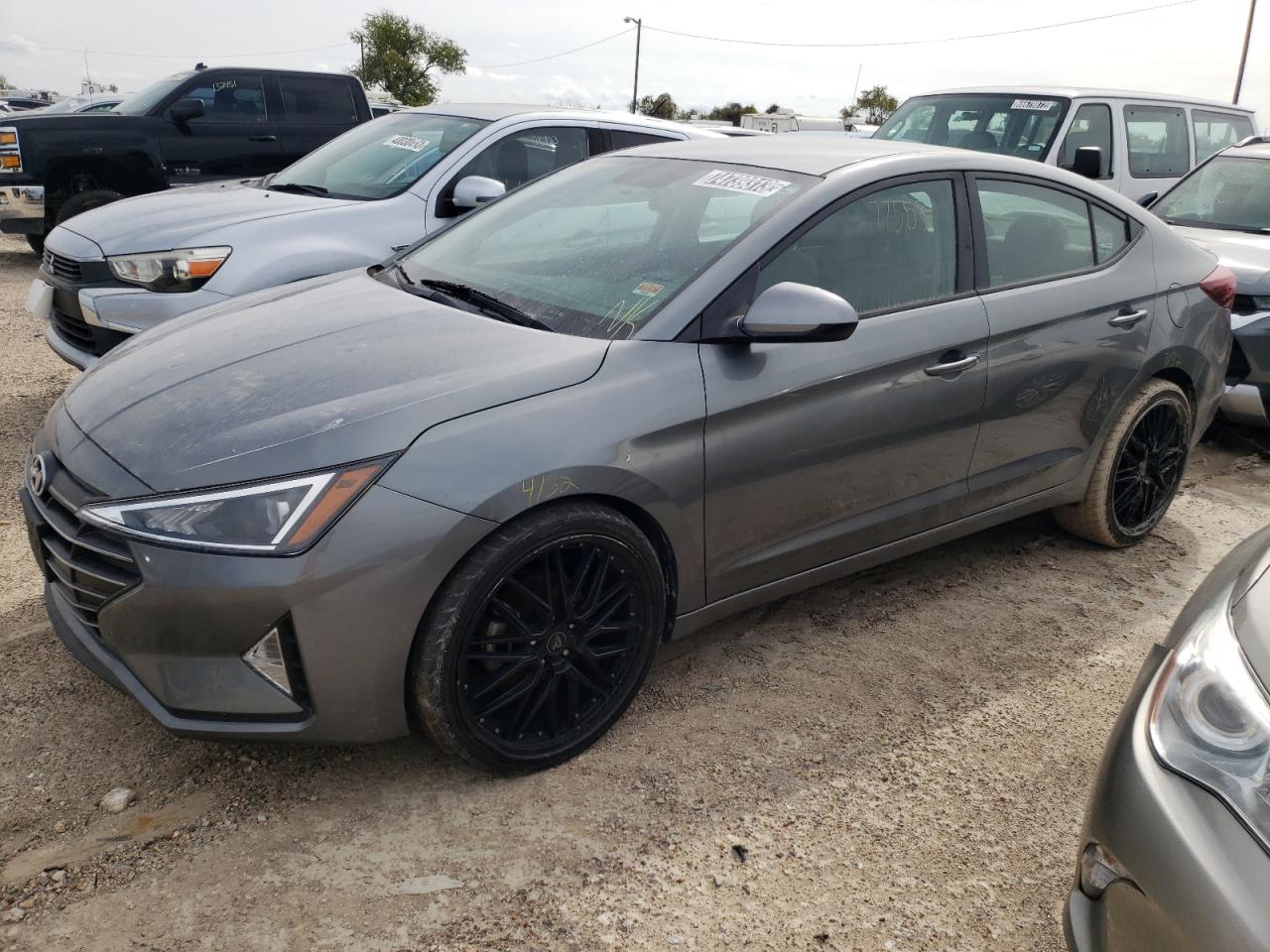 Hyundai Elantra 2019
