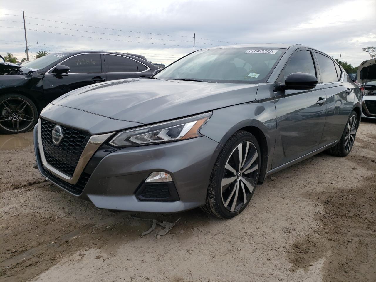 Nissan Altima 2019
