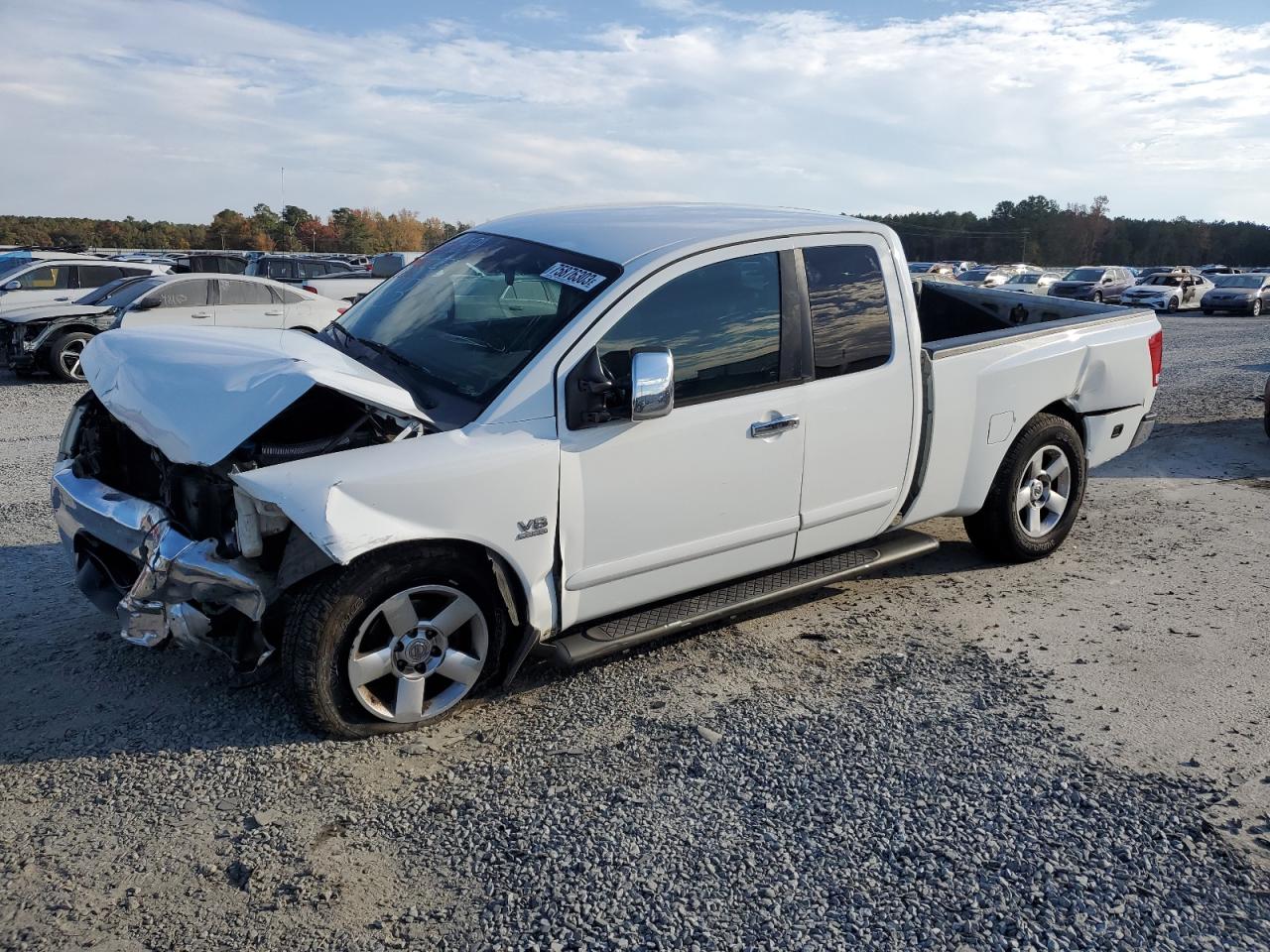 Nissan Titan 2004