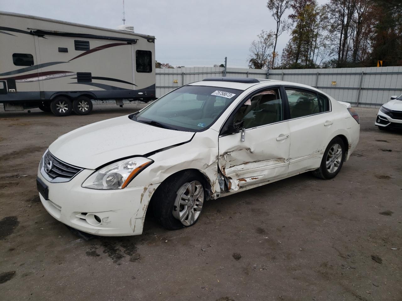 Nissan Altima 2012
