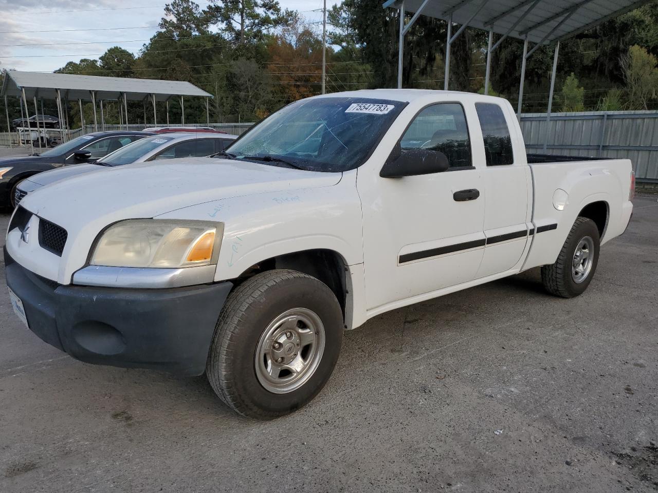Mitsubishi Raider ls 2008