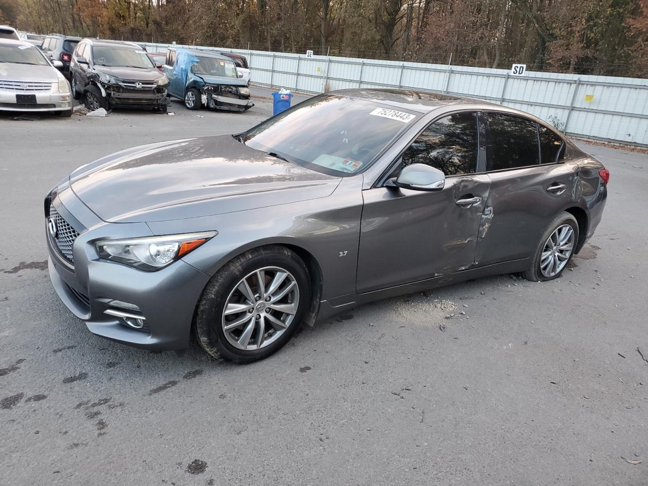 Infiniti Q50 2015
