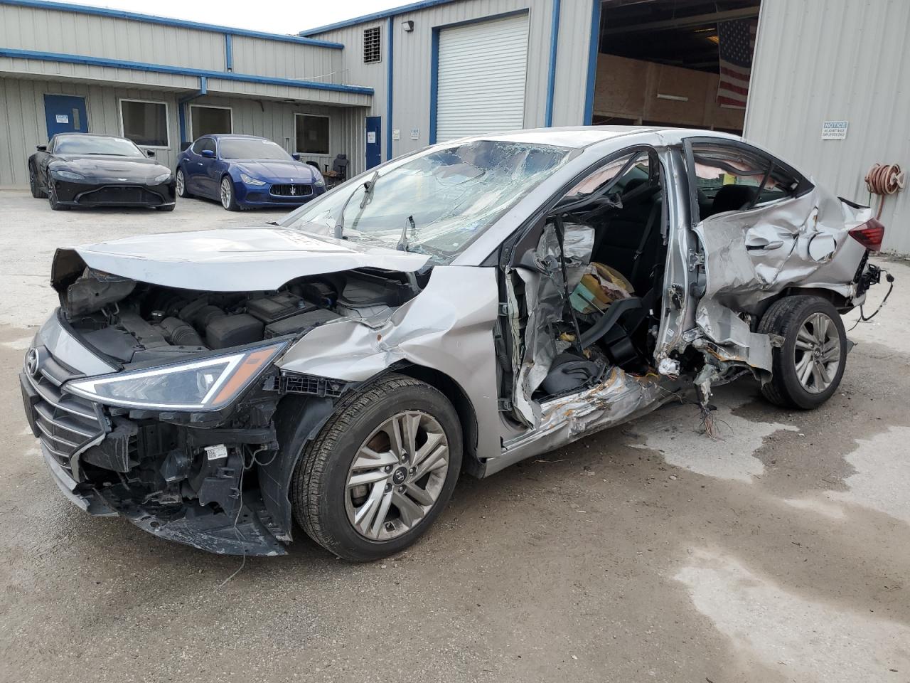 Hyundai Elantra 2020