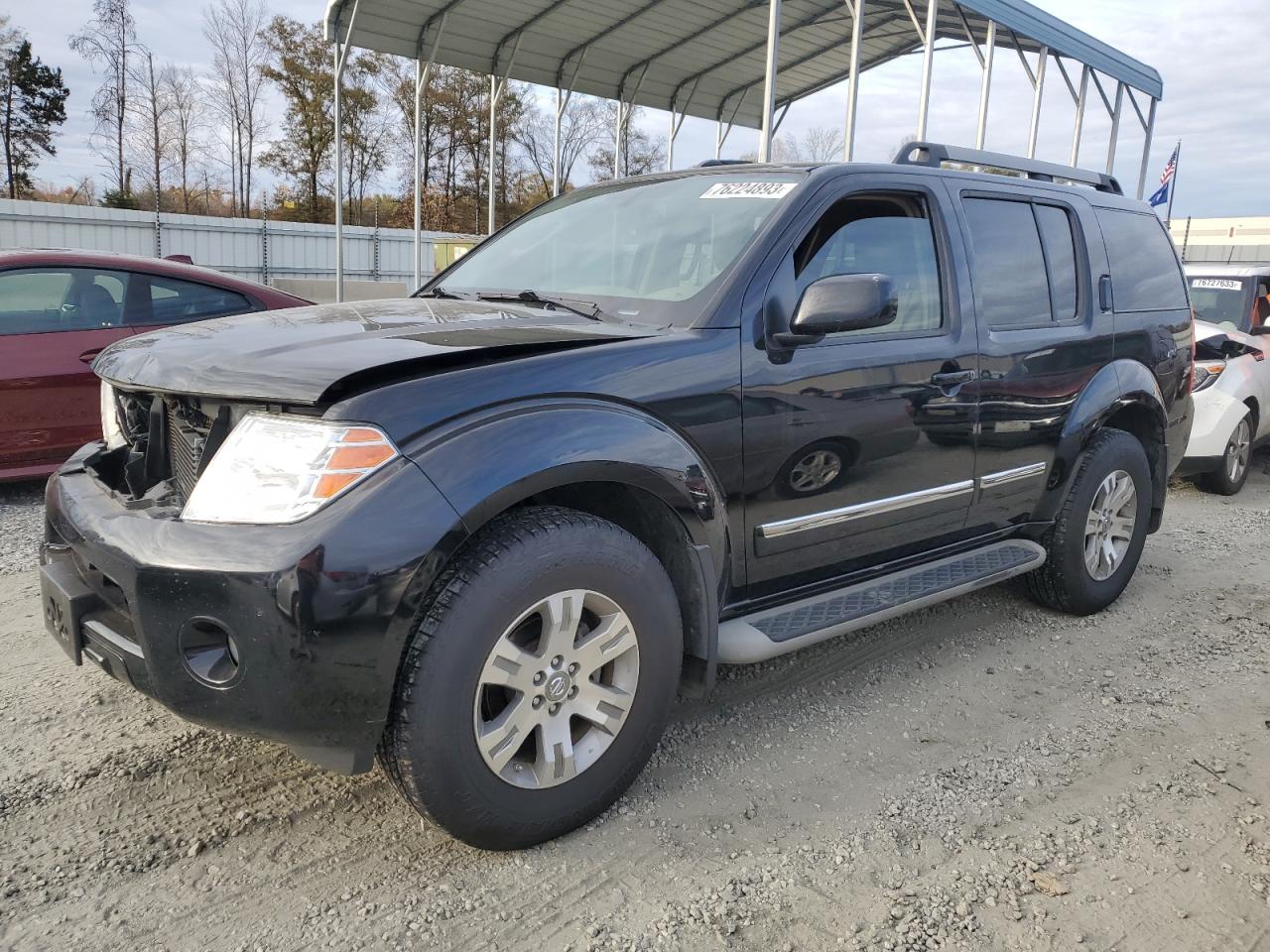 Nissan Pathfinder 2011
