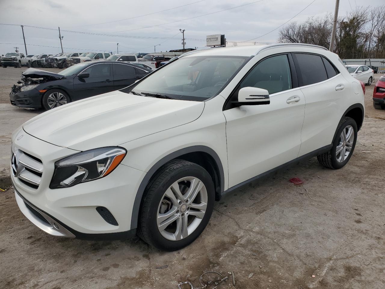 Mercedes-benz Gla-class 2017