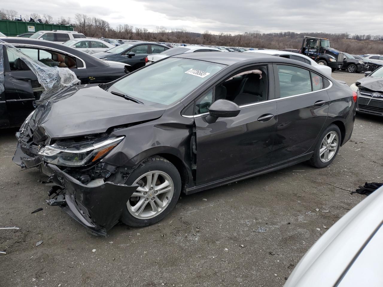 CHEVROLET CRUZE 2017