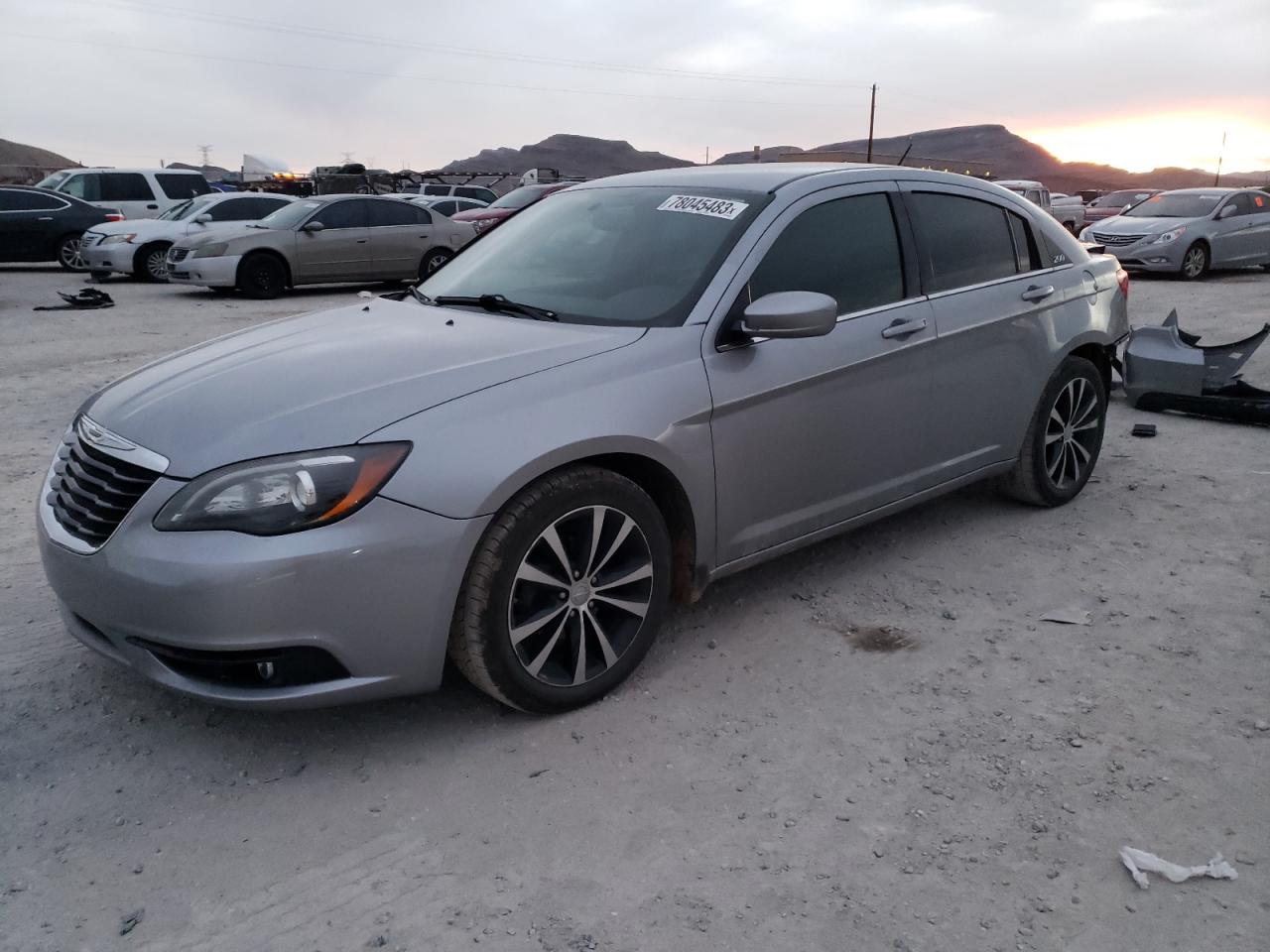 Chrysler 200 2013
