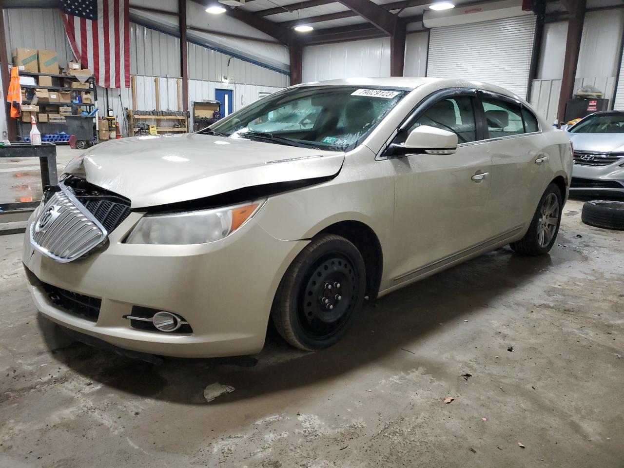 Buick Lacrosse 2011