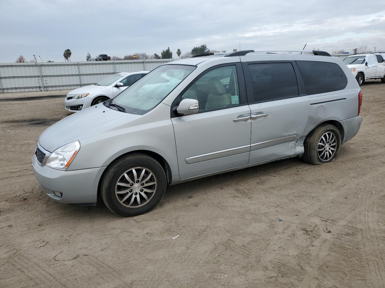 Kia Sedona 2012