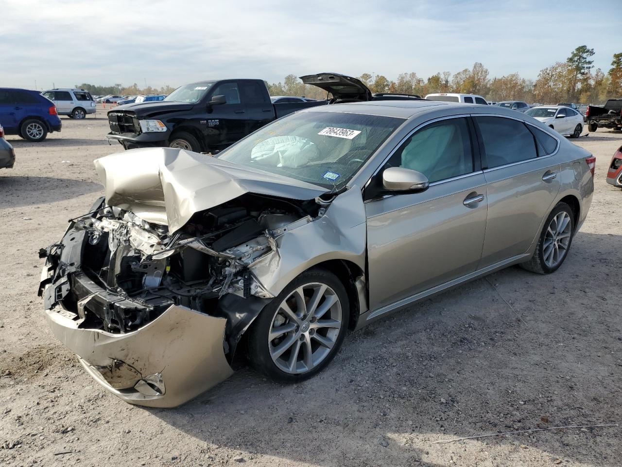 Toyota Avalon 2015