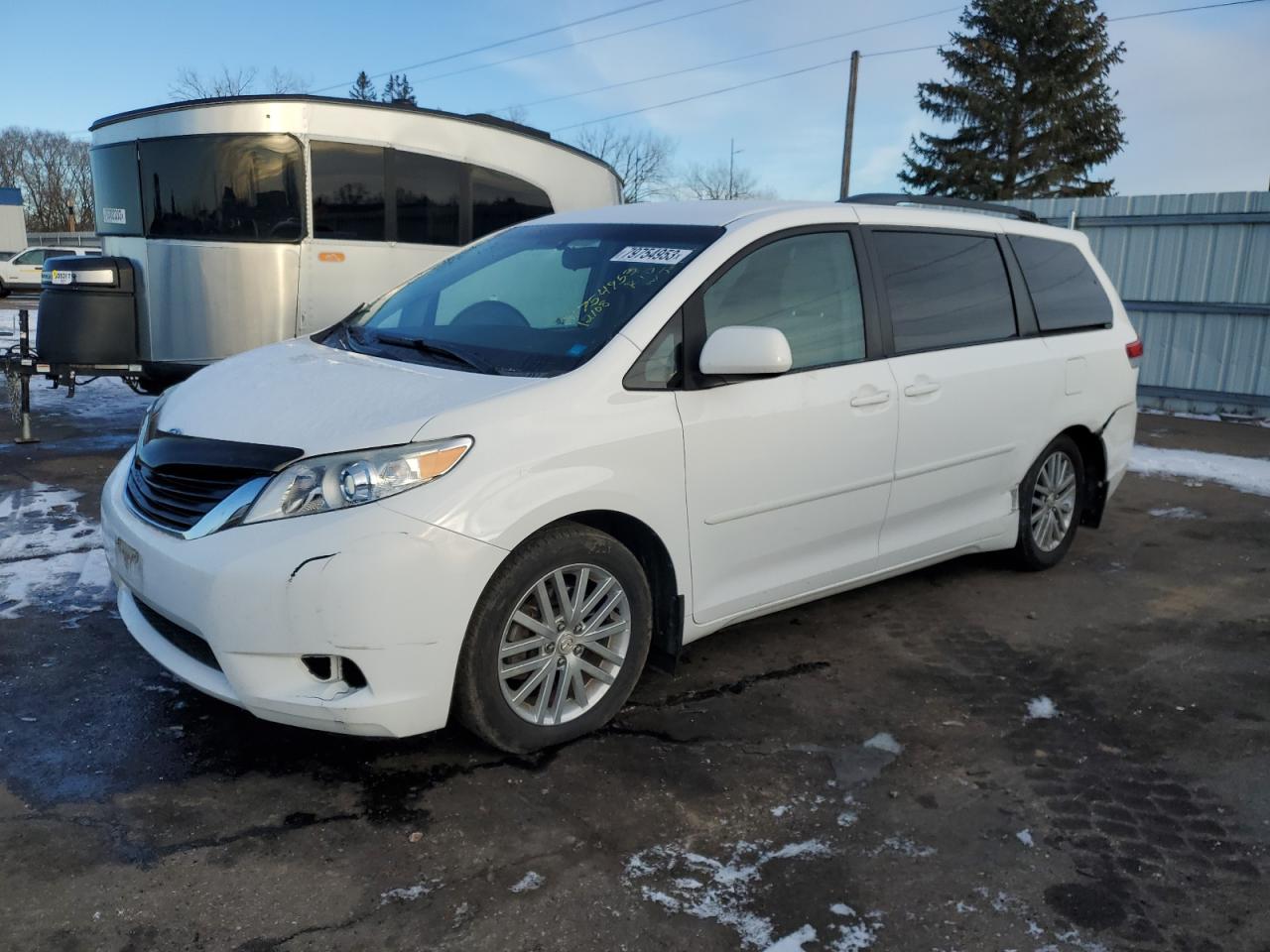 Toyota Sienna 2013
