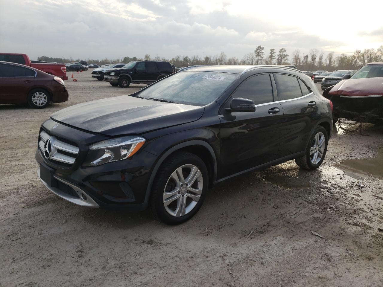 Mercedes-benz Gla-class 2015