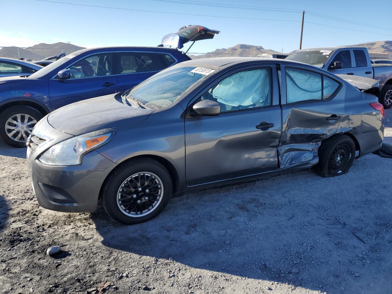 Nissan Versa 2016