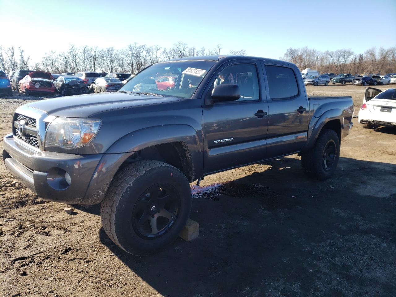 Toyota Tacoma 2011