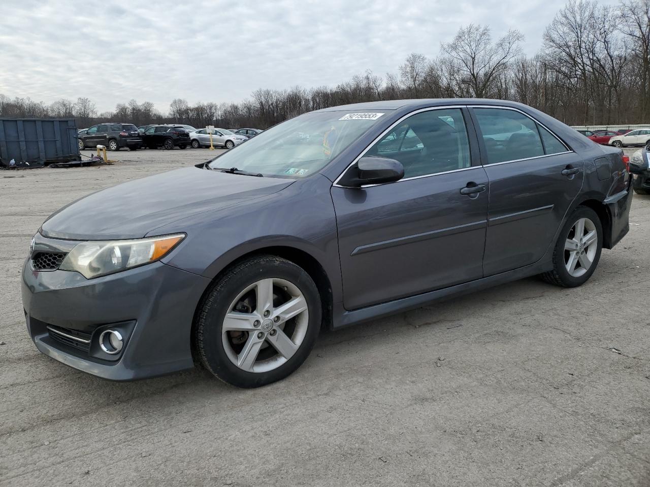 Toyota Camry 2014