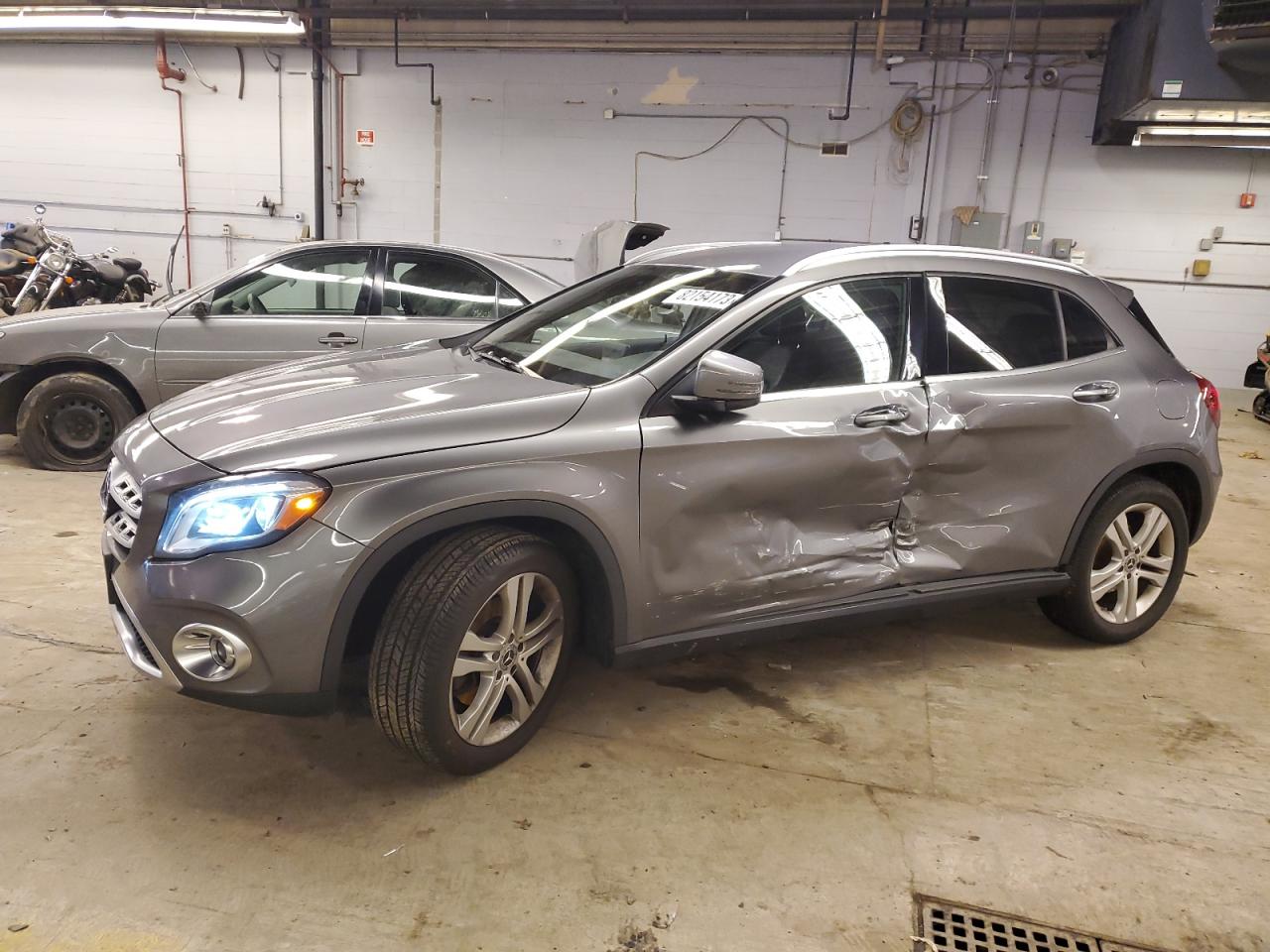Mercedes-benz Gla-class 2019