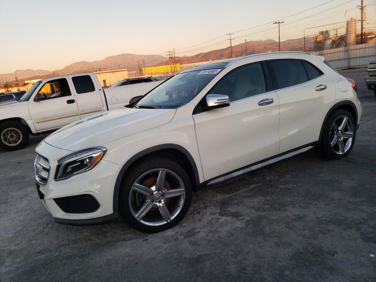 Mercedes-benz Gla-class 2015