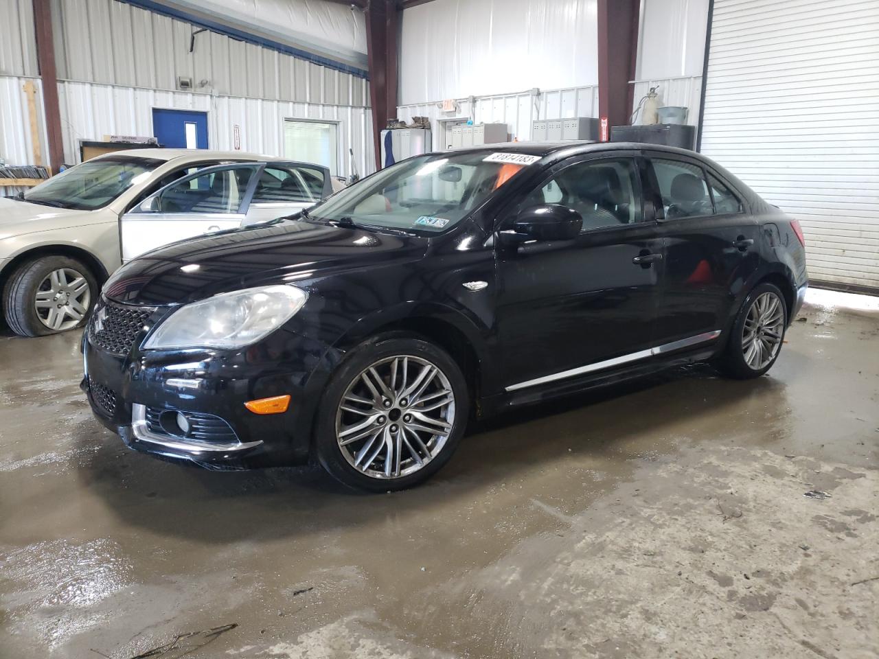 Suzuki Kizashi 2013