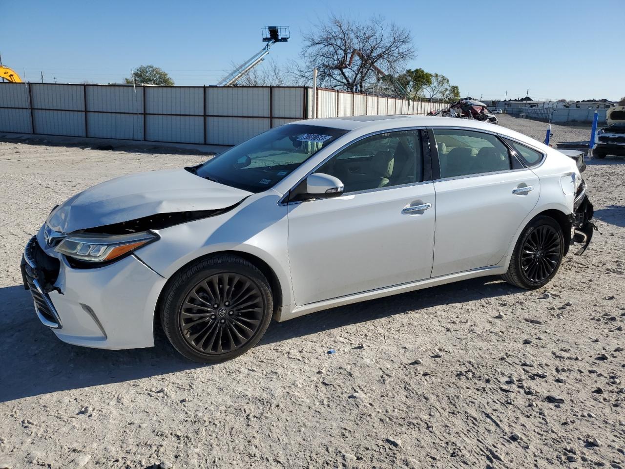 Toyota Avalon 2016