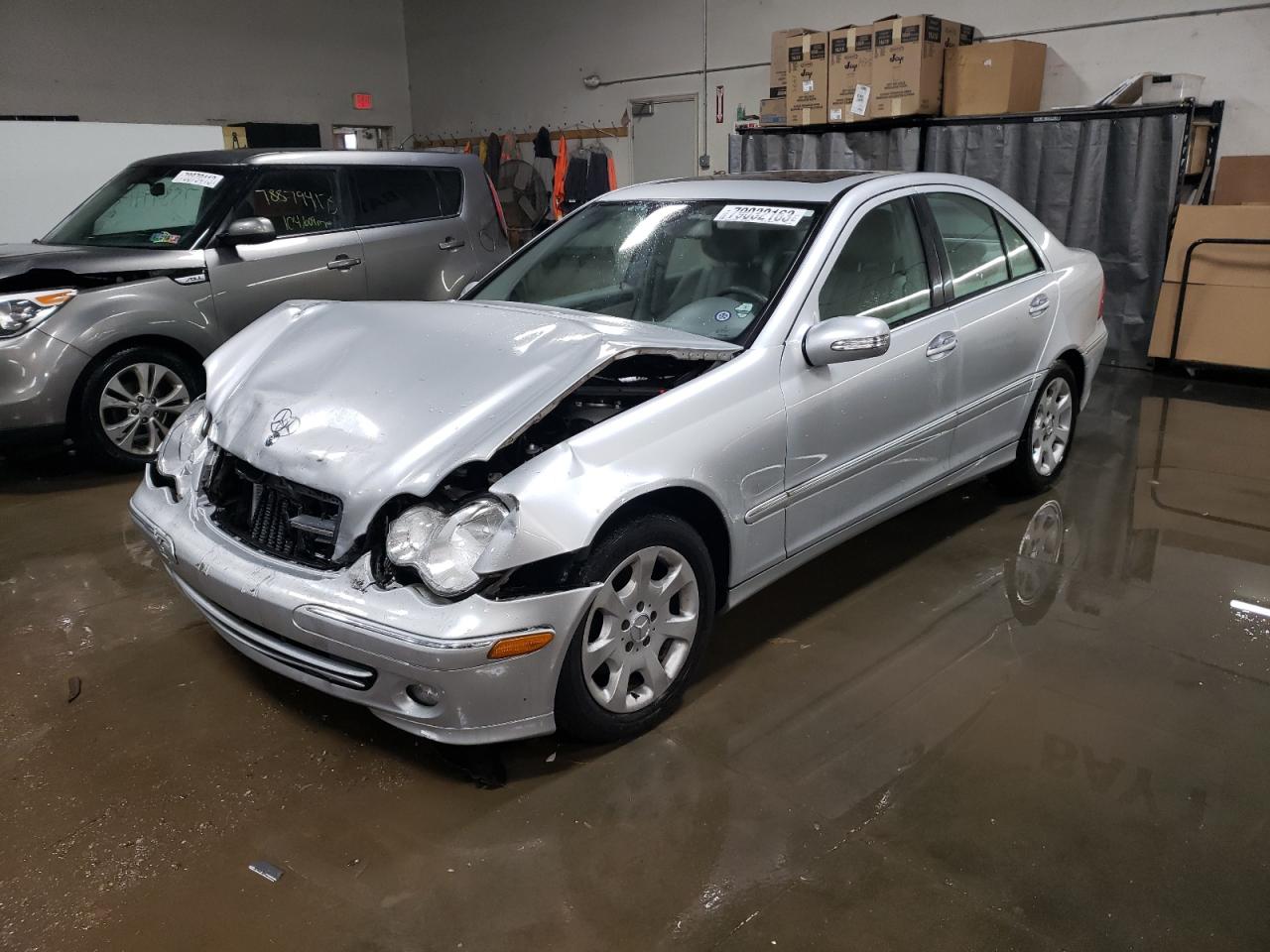 Mercedes-benz C-class 2006