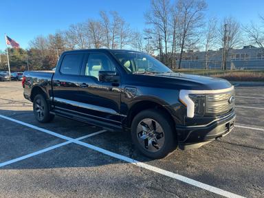 Ford F-150 Lightning 2023