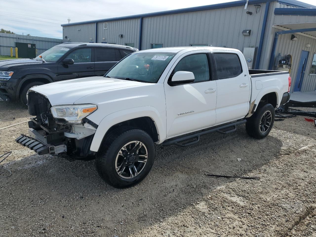 Toyota Tacoma 2016