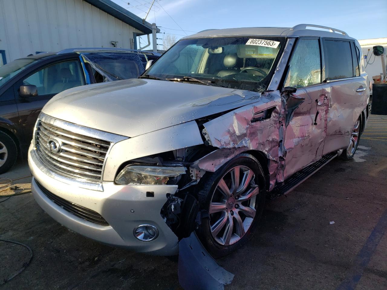 INFINITI QX56 2011