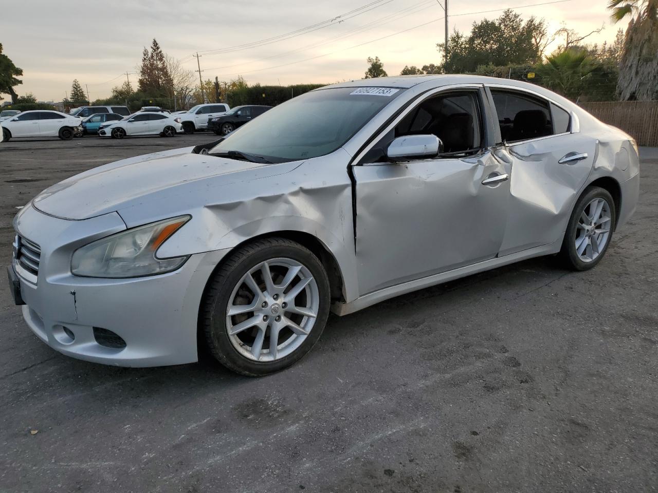 Nissan Maxima 2012