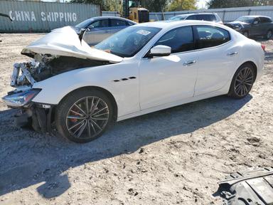 Maserati Ghibli 2021