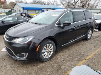 Chrysler Pacifica 2017
