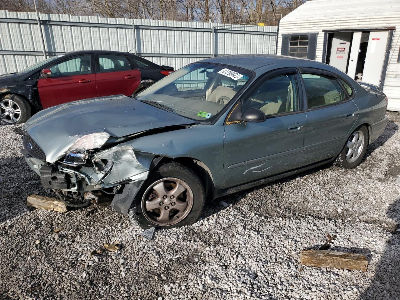 Ford Taurus 2005