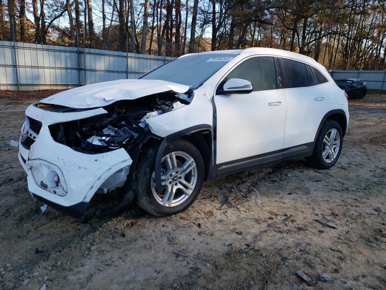 Mercedes-benz Gla-class 2021