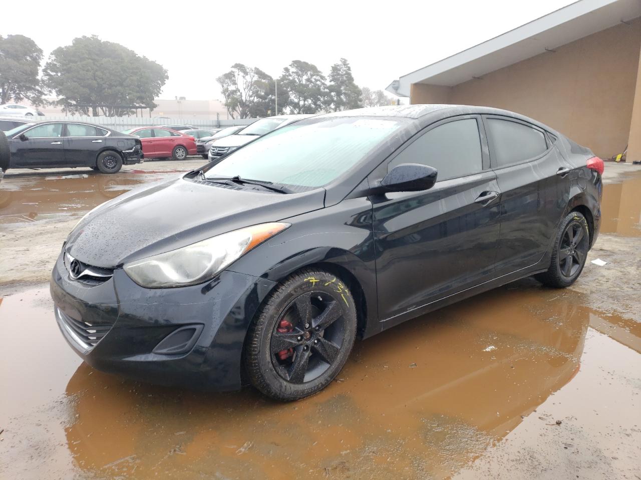 Hyundai Elantra 2013