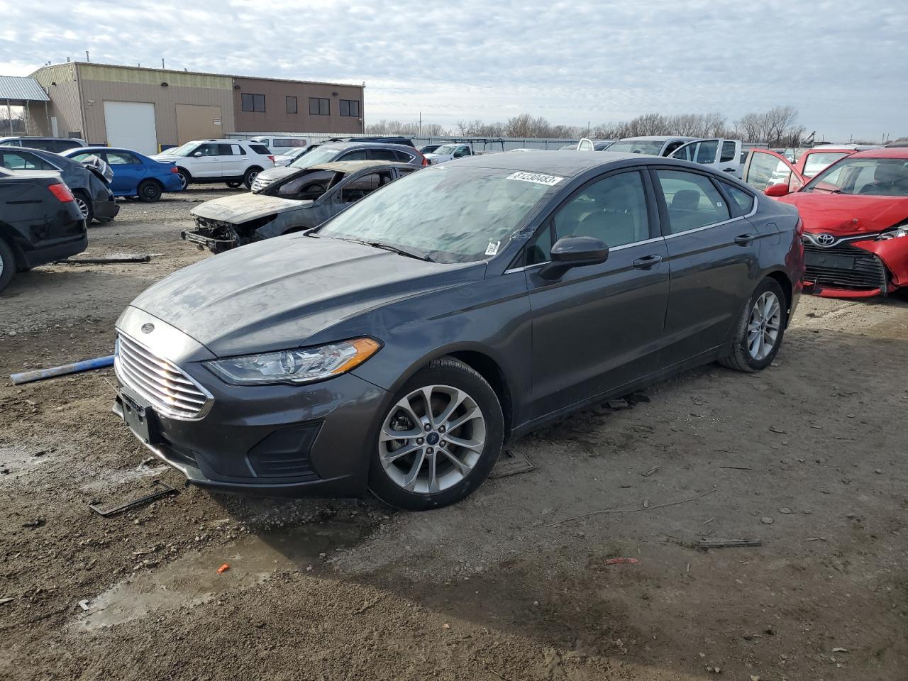 FORD FUSION SE 2019
