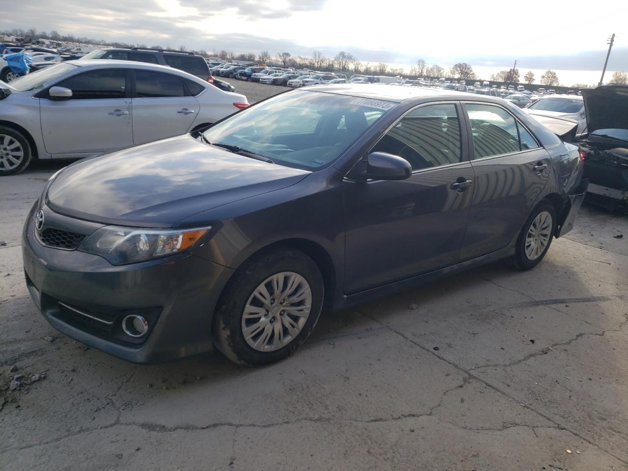 Toyota Camry 2014