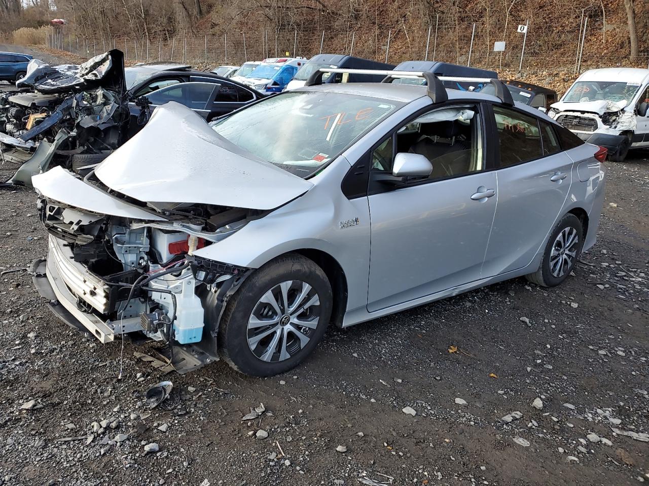 Toyota Prius prime 2021