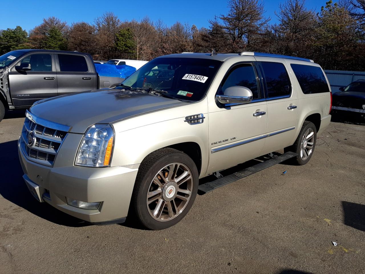 Cadillac Escalade esv 2014
