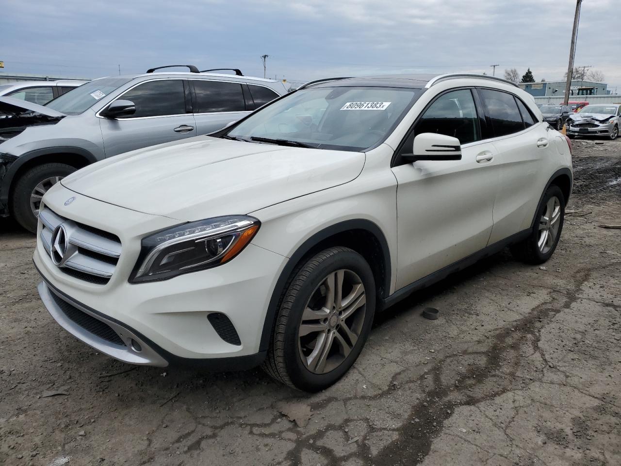 Mercedes-benz Gla-class 2015