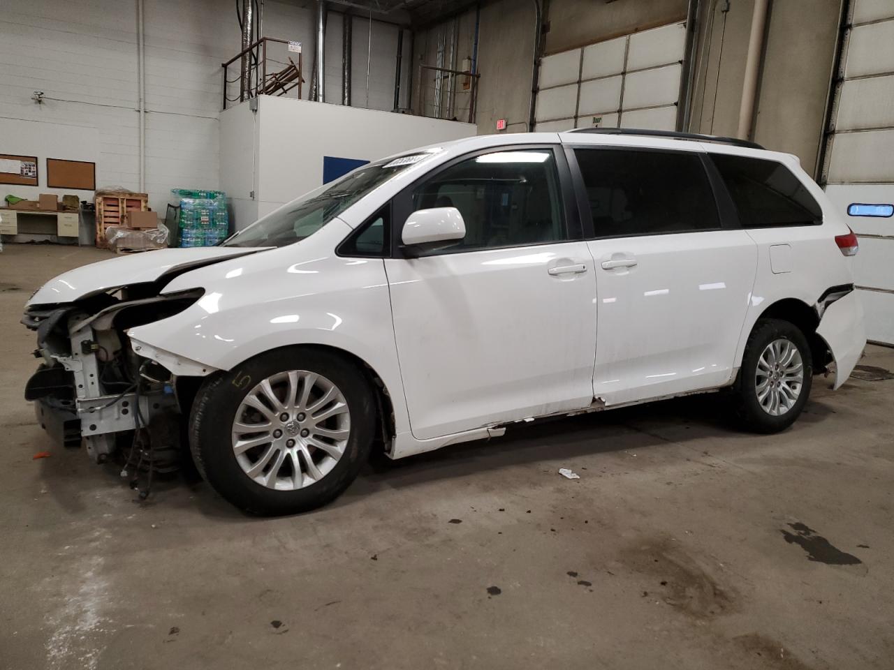 Toyota Sienna 2013