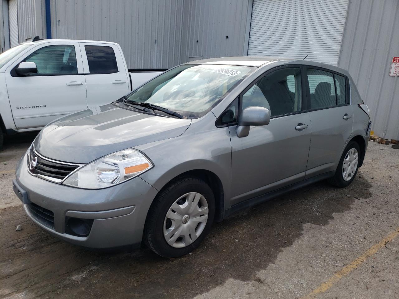 Nissan Versa 2011
