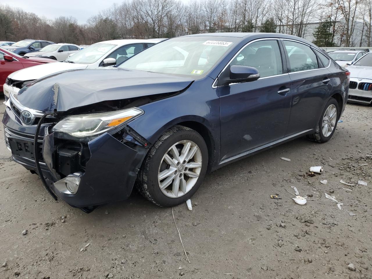 Toyota Avalon 2015