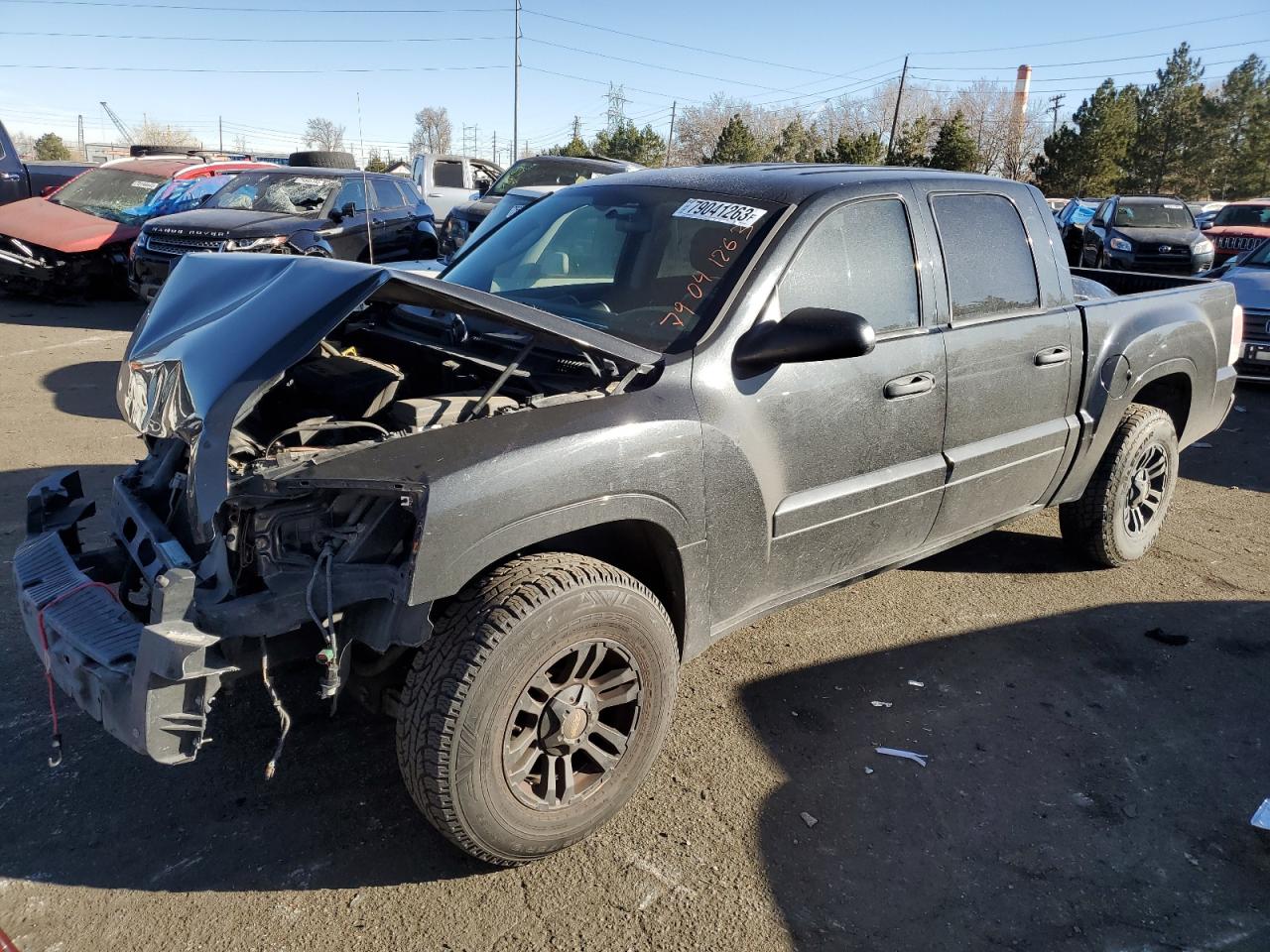 Mitsubishi Raider ls 2008
