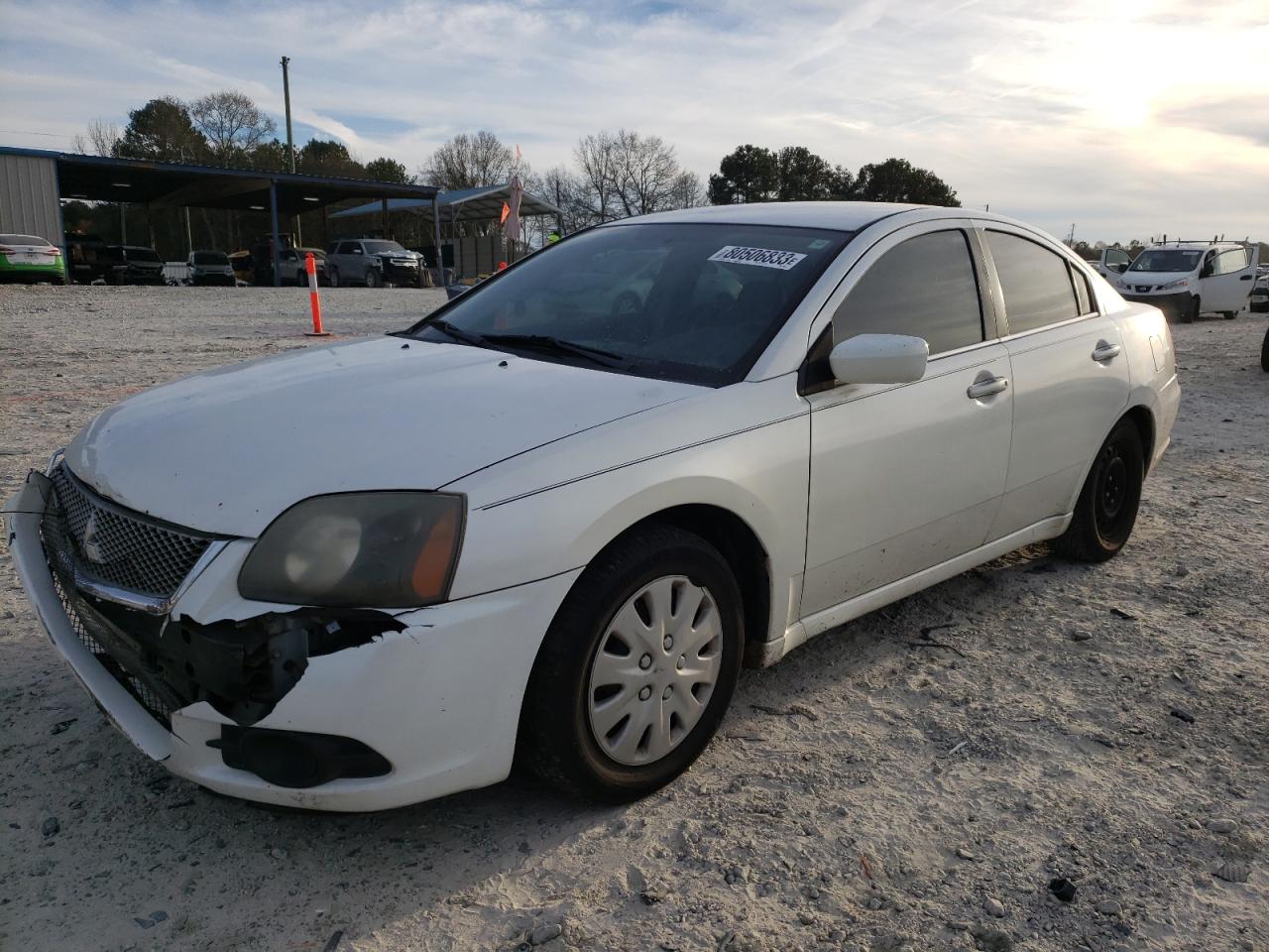 Mitsubishi Galant 2011