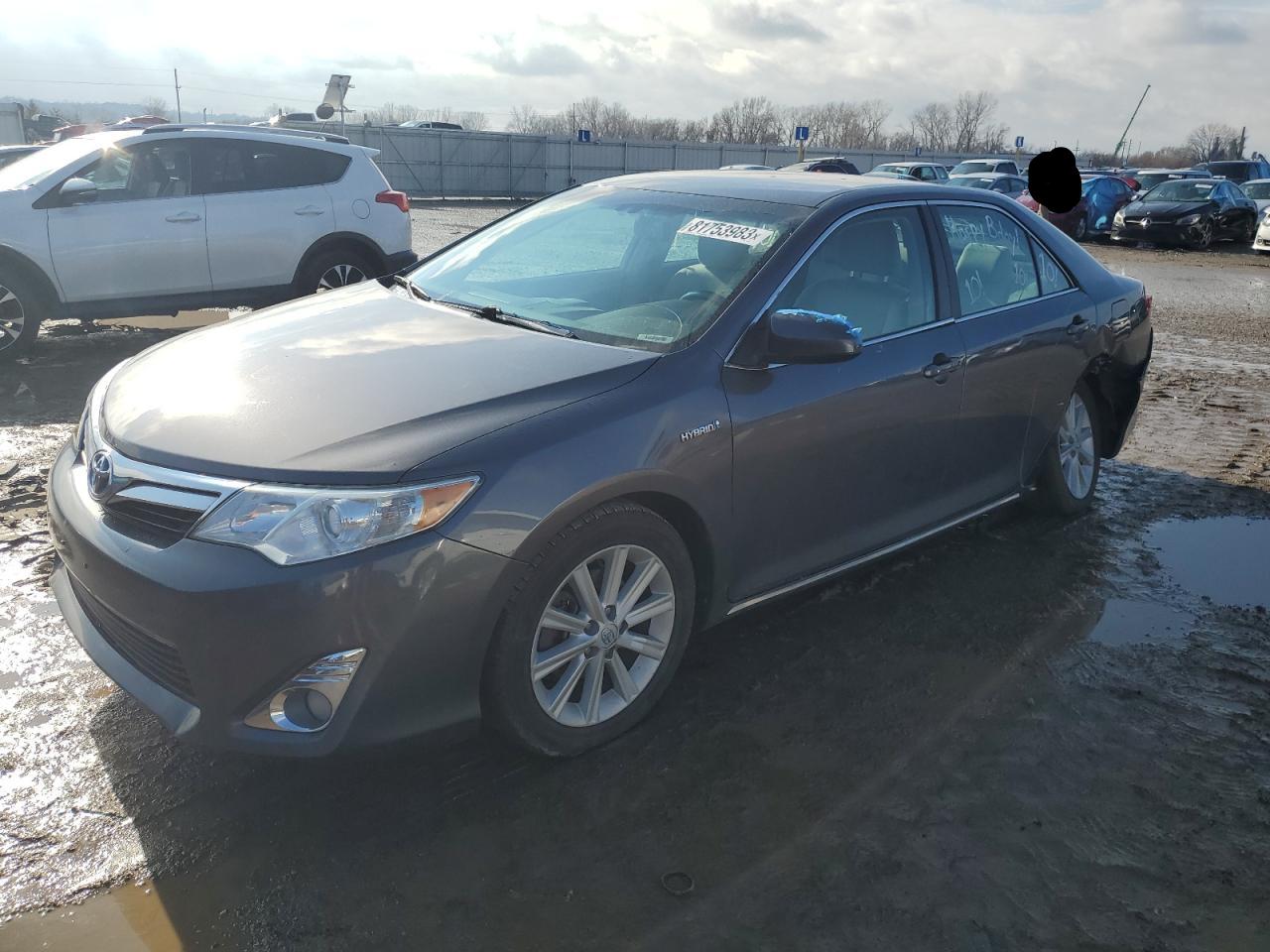 Toyota Camry 2014