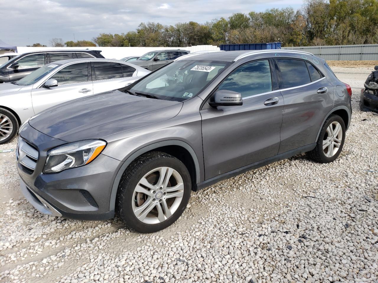 Mercedes-benz Gla-class 2016