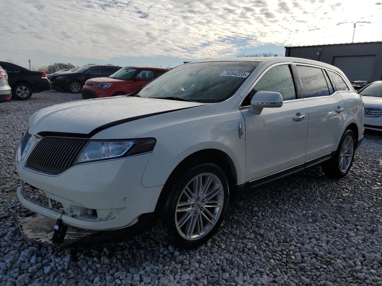 LINCOLN MKT 2013