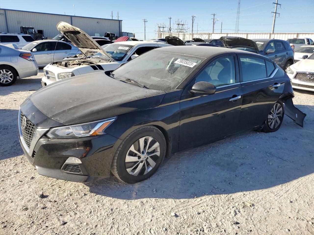 Nissan Altima 2021