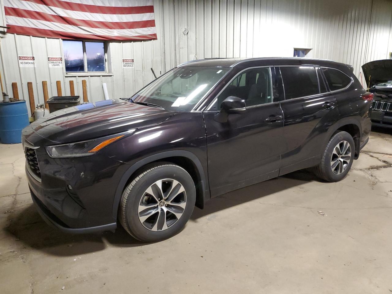 Toyota Highlander 2021